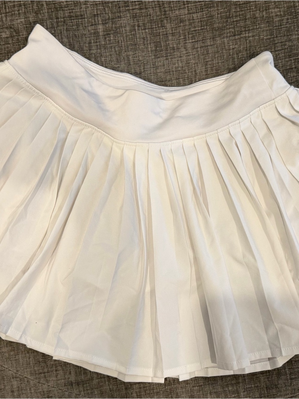 All In Motion White Pleated Skort - Size M(8)